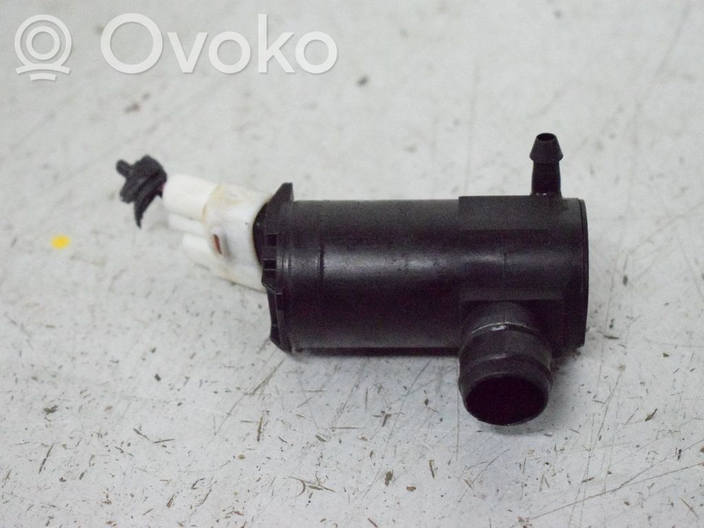 Chevrolet Aveo Windscreen/windshield washer pump 