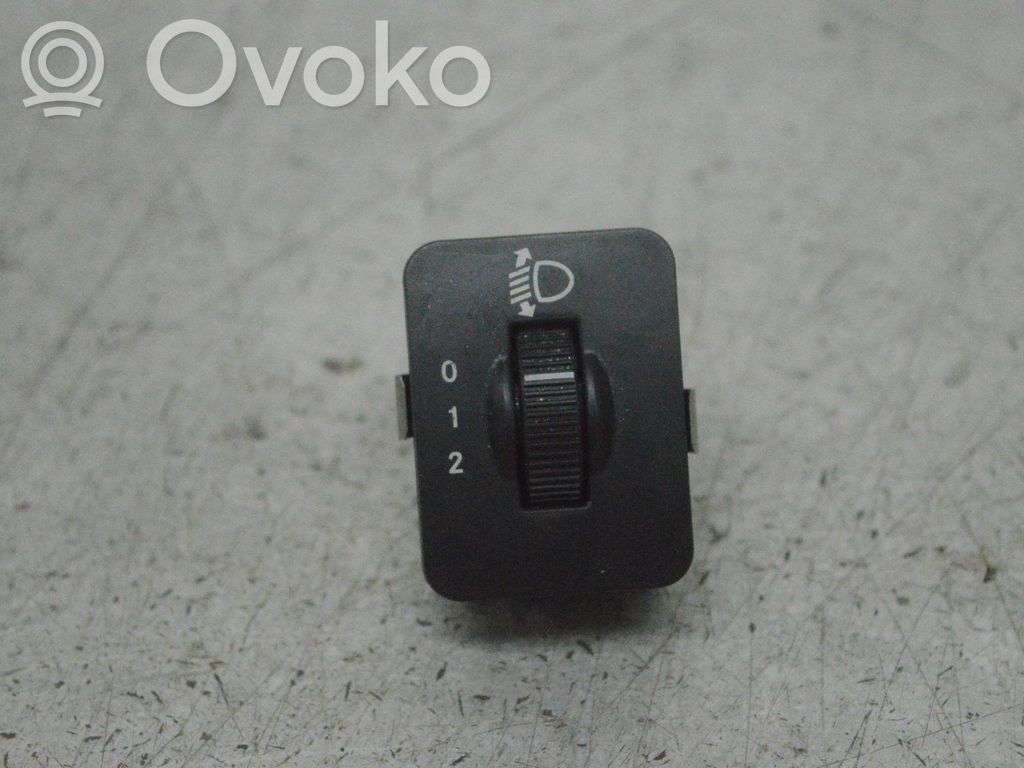 Light switch   04602836AE