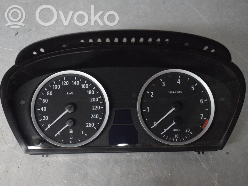 BMW 5 E60 E61 Spidometrs (instrumentu panelī) 