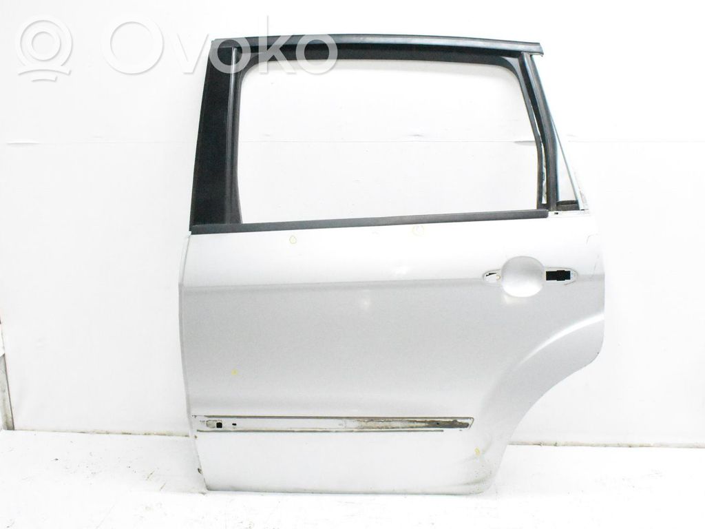 Rear door