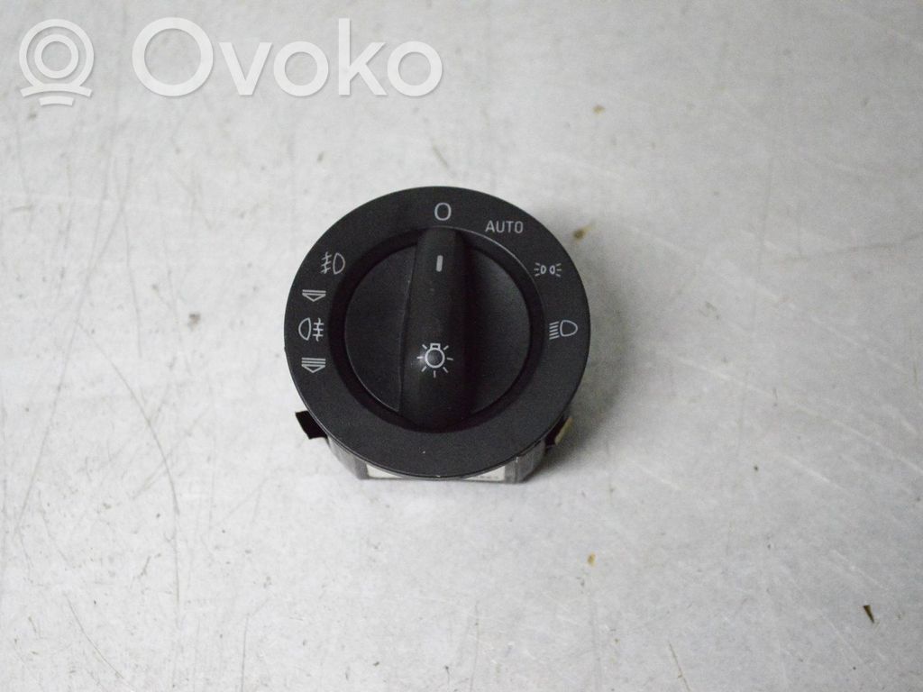Lichtschalter   4F1941531D