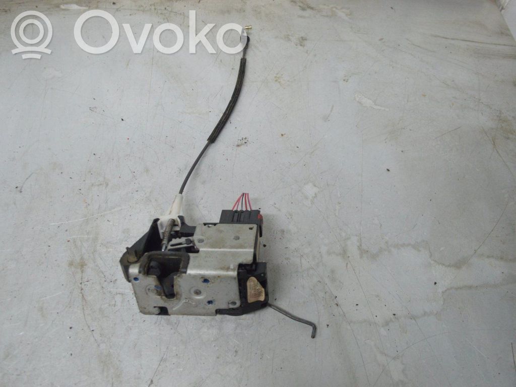 Ford Maverick Takaoven lukko 