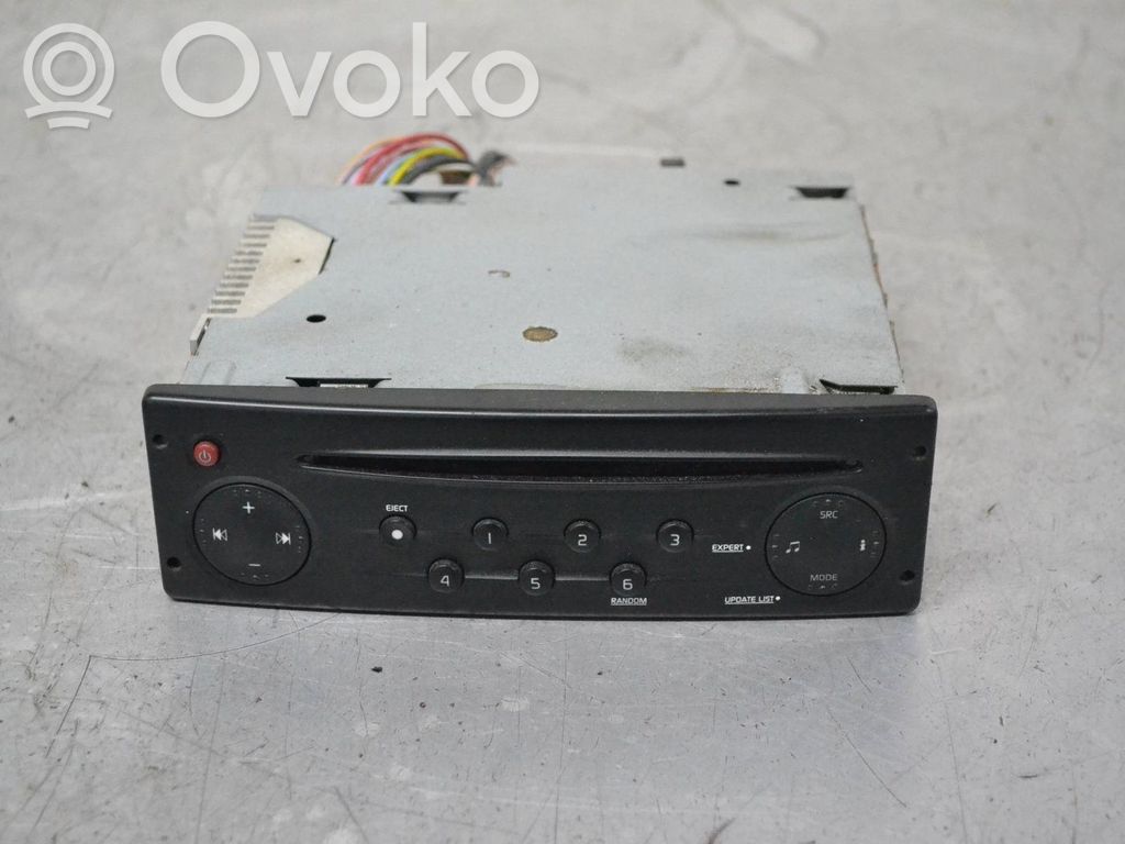 Renault Kangoo I Panel / Radioodtwarzacz CD/DVD/GPS 