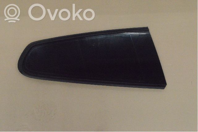 Vitre latérale arrière   1K8845042AB