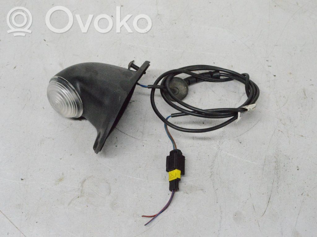 Clignotant avant   7700377034