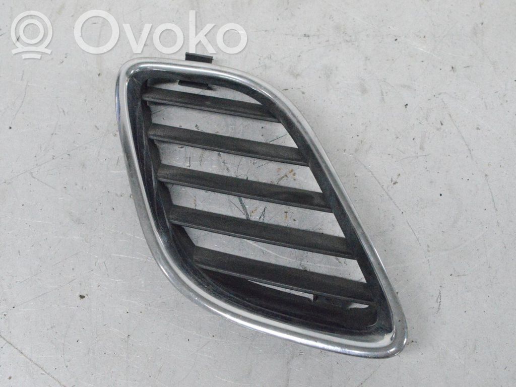 Front bumper lower grill   5142872