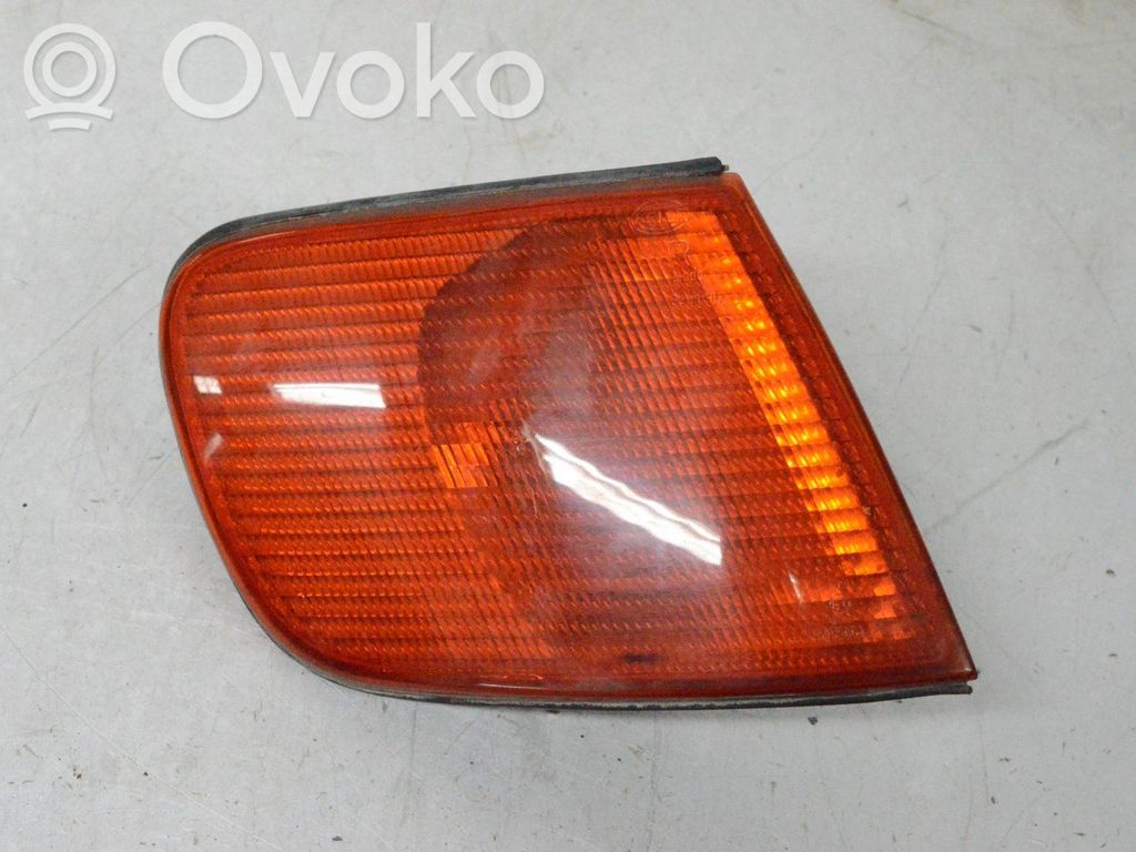 Audi 100 S4 C4 Etusuuntavilkku 