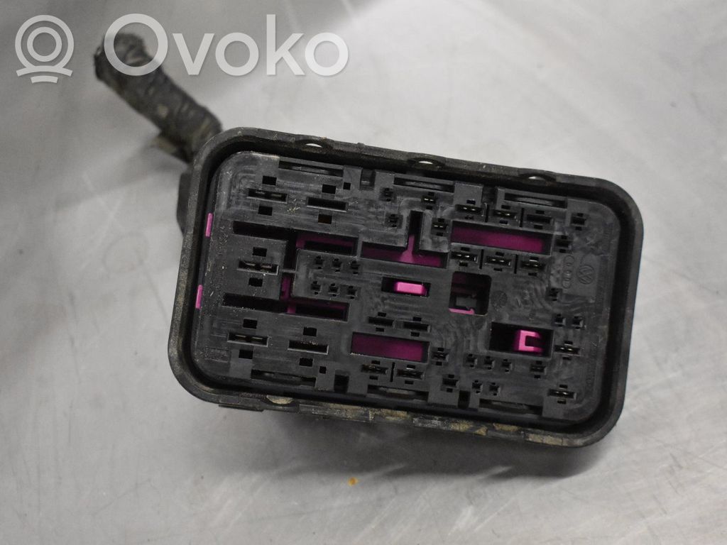 Módulo de fusible   1K0937700B