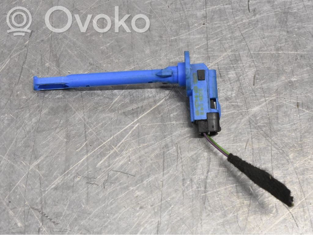 Interior temperature sensor   689119C734AA