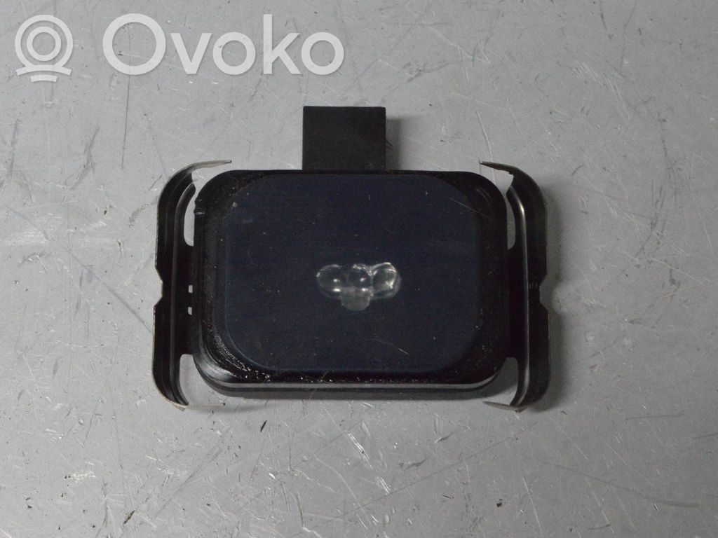 Lietus sensors   8A6T17D547AB,1397212142