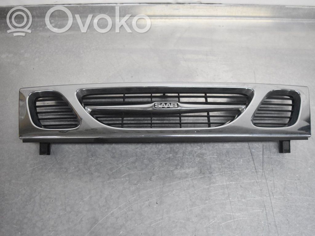 Saab 9-3 Ver1 Rejilla inferior del parachoques delantero 