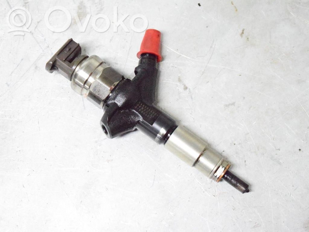 Injektor Einspritzdüse   16613AA020,01K05609