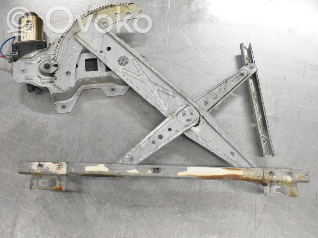 Regulador de puerta delantera con motor