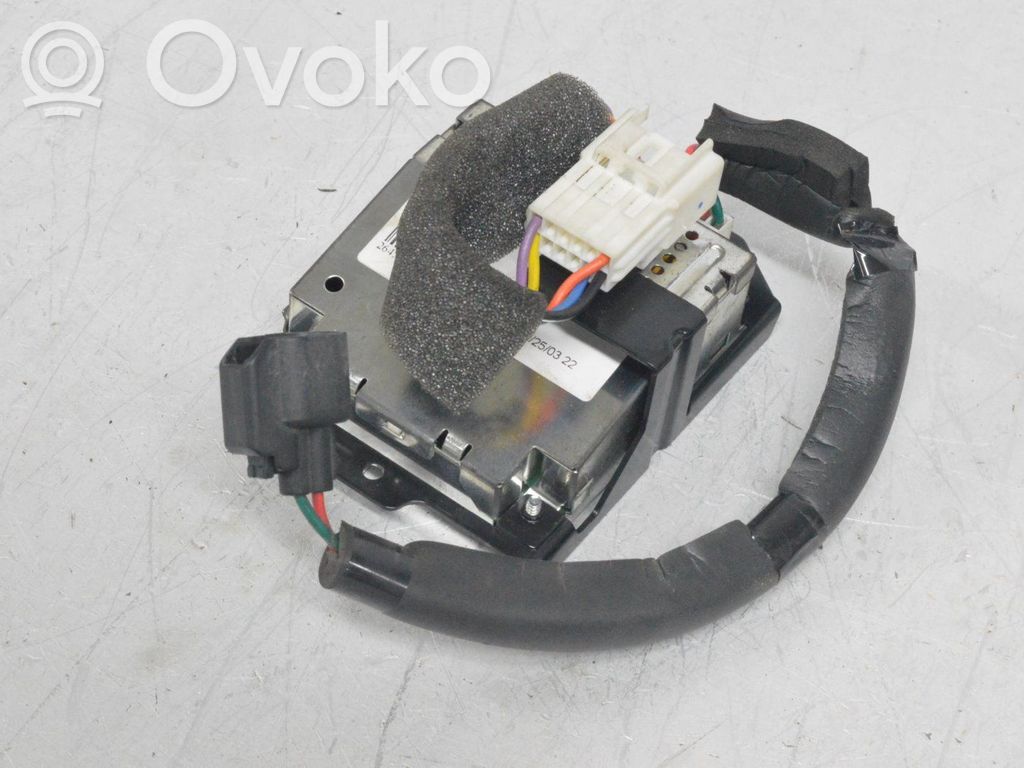 Amplificador de sonido   F15266920A
