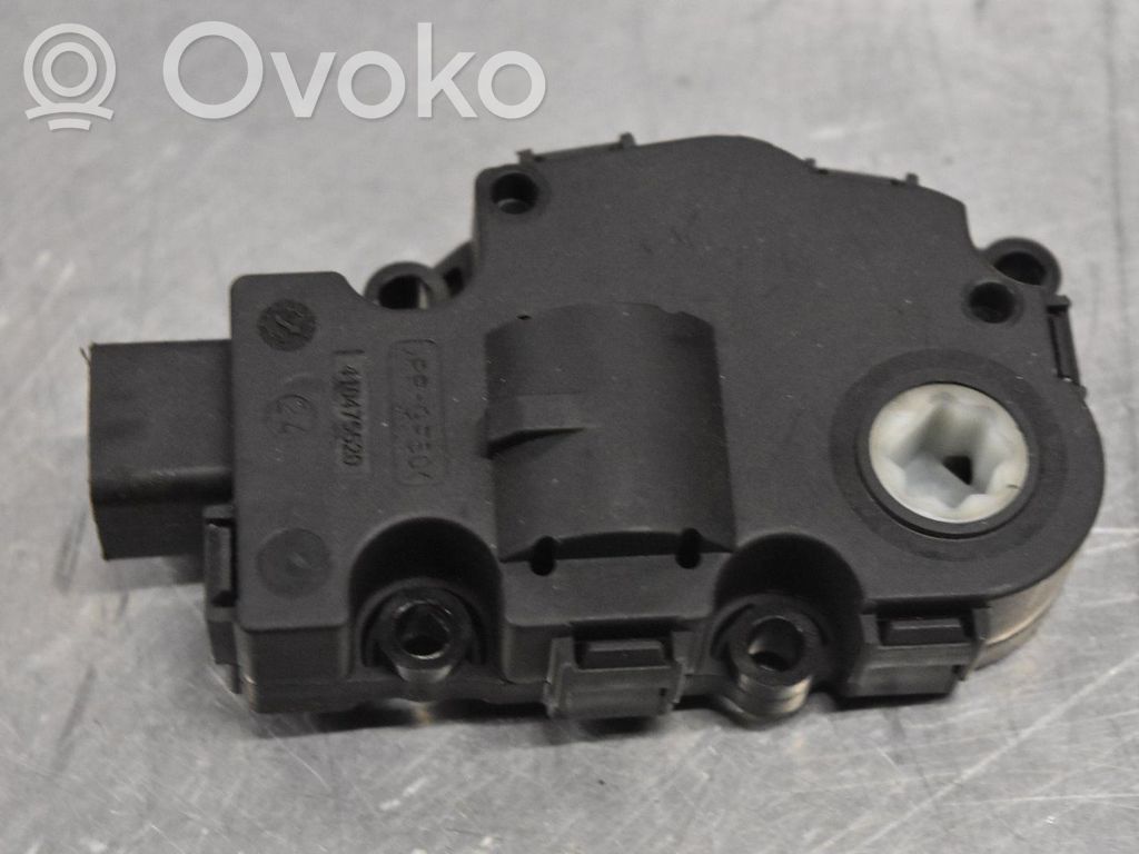 Stellmotor Heizung Klima   412650750