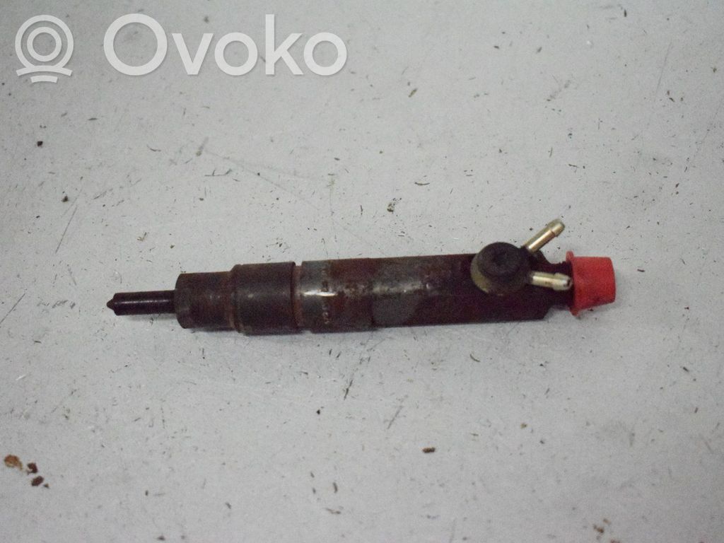 Inyector de combustible   0432193824,074130201C