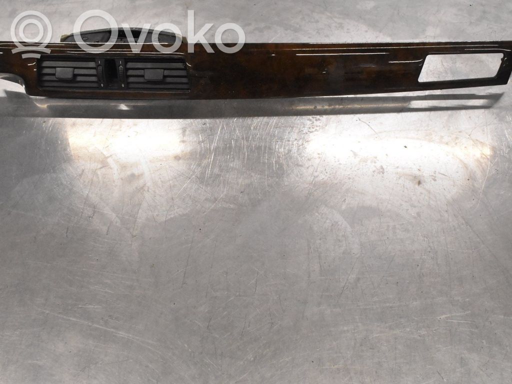 BMW 5 E60 E61 Dash center air vent grill 