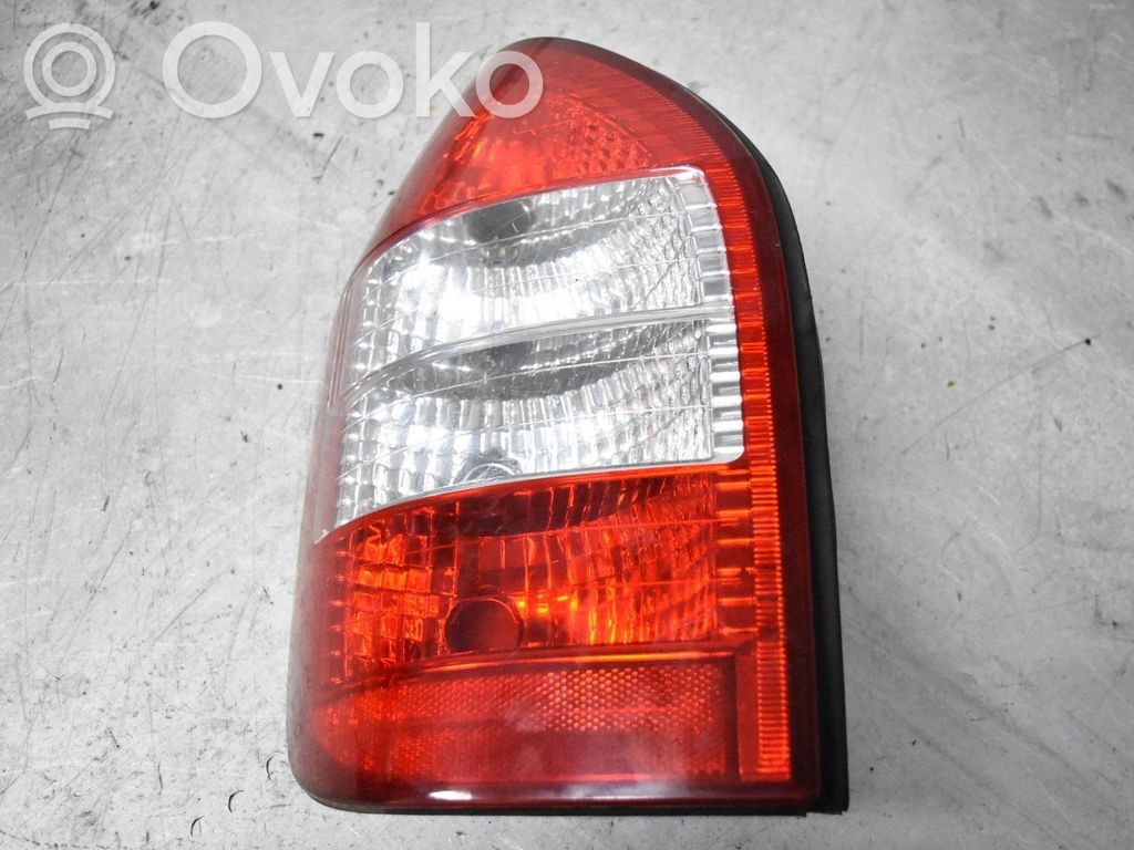 Opel Zafira A Lampa tylna 