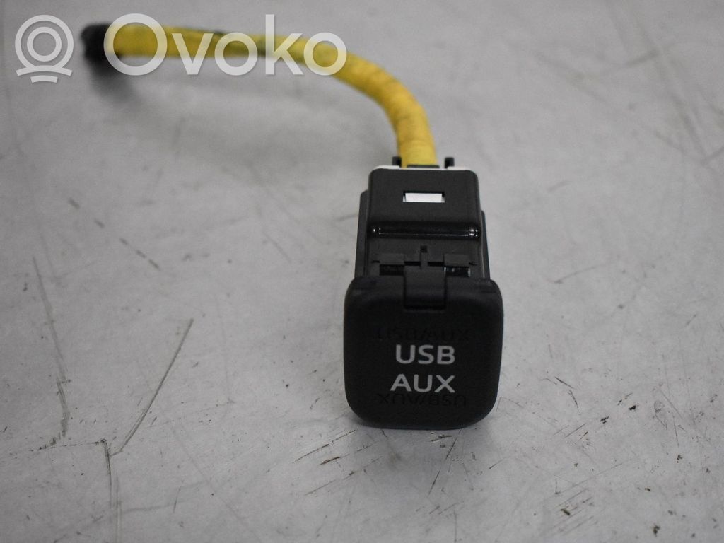Autres pièces intérieures   KD45669U0