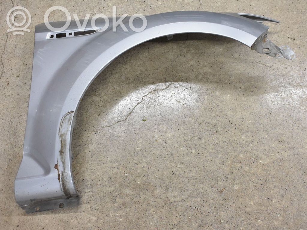 Ford Mondeo MK IV Błotnik przedni 