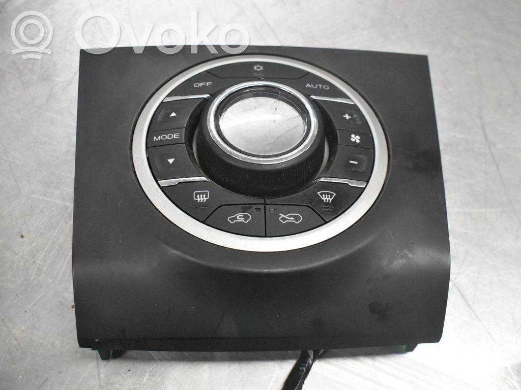 Isuzu D-Max Unitate control climatizare 