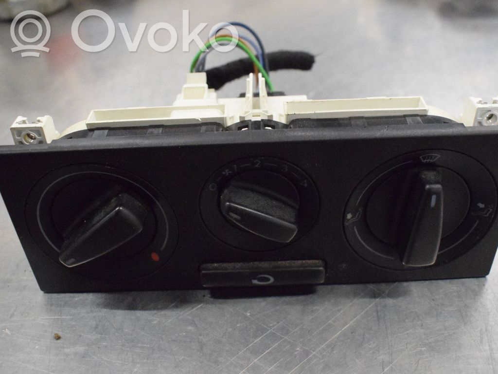 Panel klimatyzacji   1J0819045G