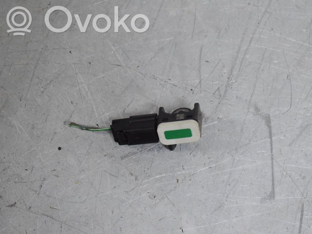 Czujnik uderzenia Airbag   8V4T14B006