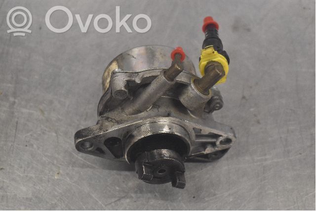 Opel Corsa D Pompa a vuoto 