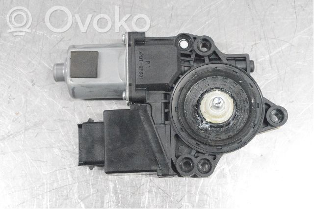 Motor del regulador de la ventanilla de la puerta delantera   82450A2010