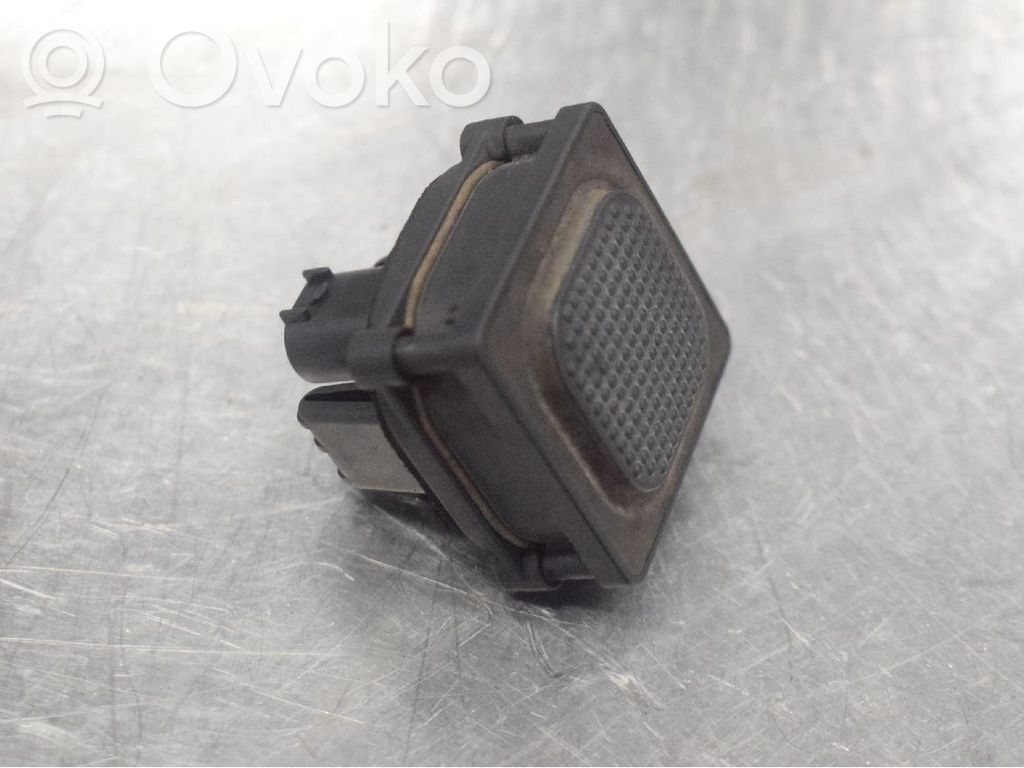 Tailgate/boot open switch button   2128204510