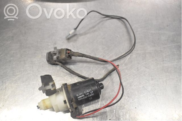 Ajovalonpesimen pumppu   GJ6E51811
