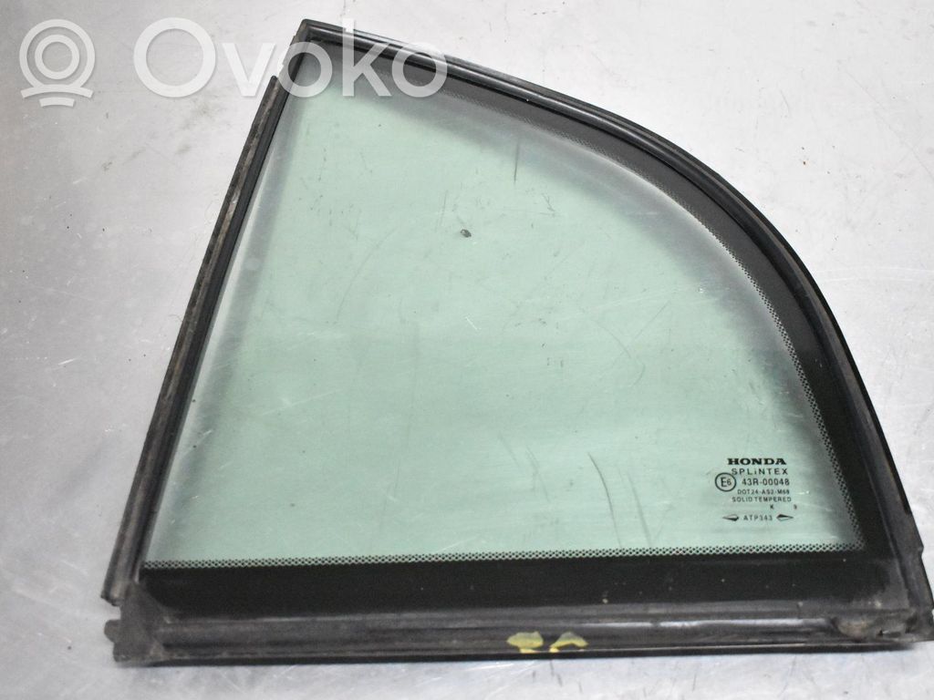 Ventanilla de ventilación de la puerta trasera