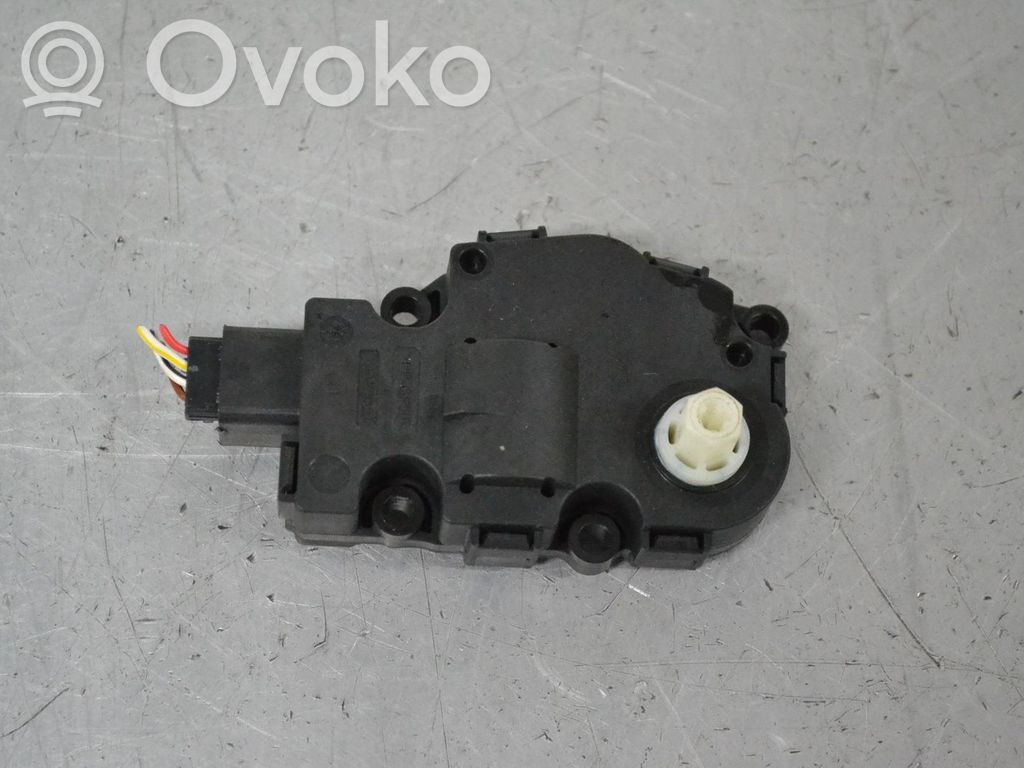 Audi A4 S4 B8 8K Motorino attuatore ricircolo aria dell’A/C 