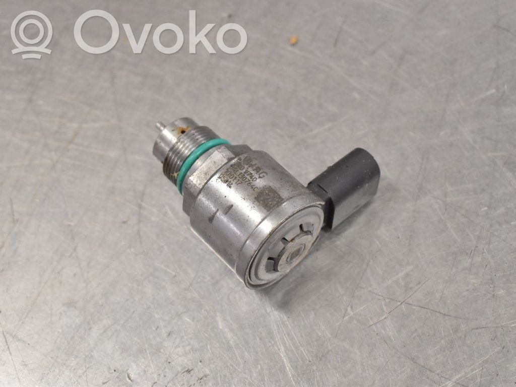 Audi A6 S6 C7 4G Régulateur de pression de carburant 
