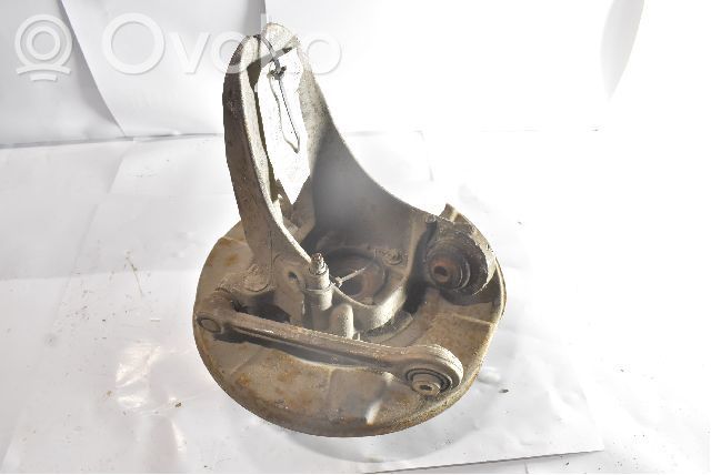 Cubo de rueda delantera