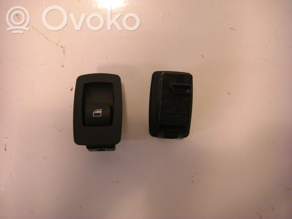 Electric window control switch   6945874