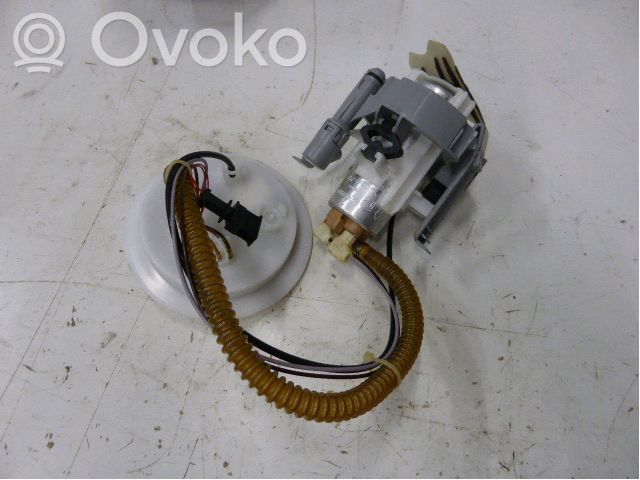 BMW 7 E65 E66 Pompe d'injection de carburant à haute pression 