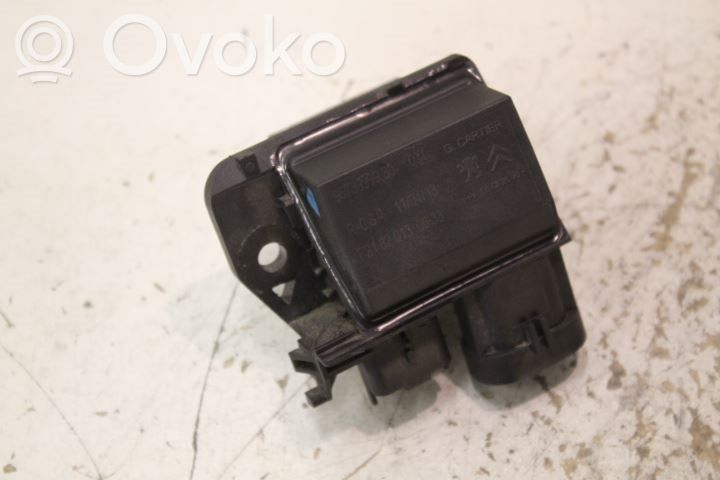 Peugeot Expert Releu ventilator lichid răcire 