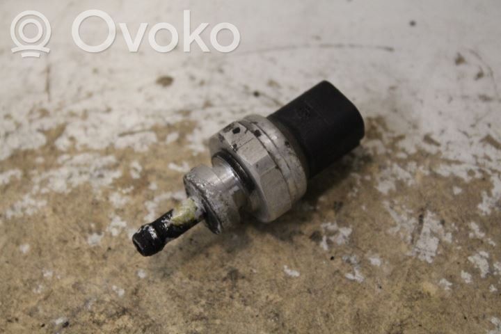 Renault Kangoo II Exhaust gas temperature sensor 