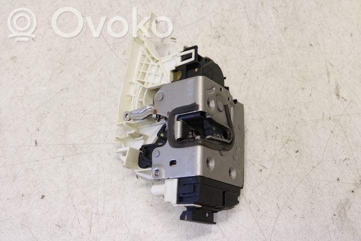 Mercedes-Benz Sprinter W906 Motor închidere centralizată 