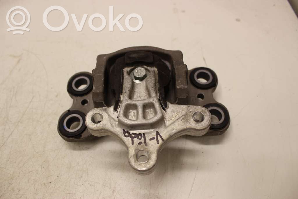 Volvo S60 Gearbox mount 