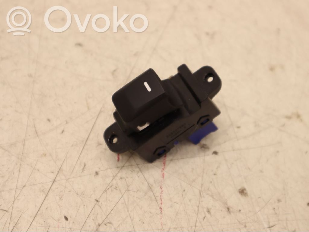 Interruptor del elevalunas eléctrico   935801W000