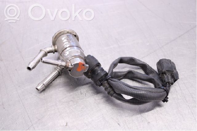 Injecteur de carburant   2040944,GK215J281AE