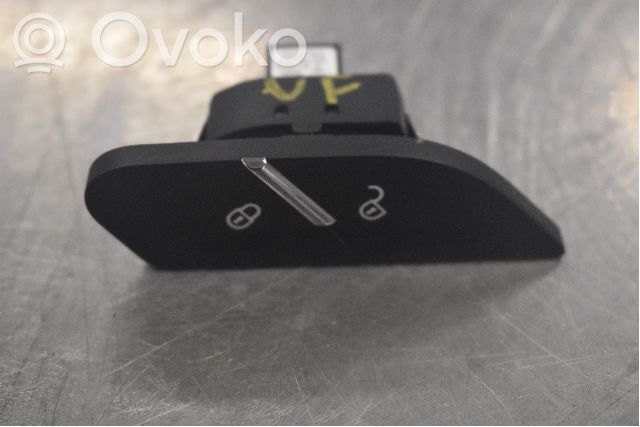 Central locking switch button   95B962125B