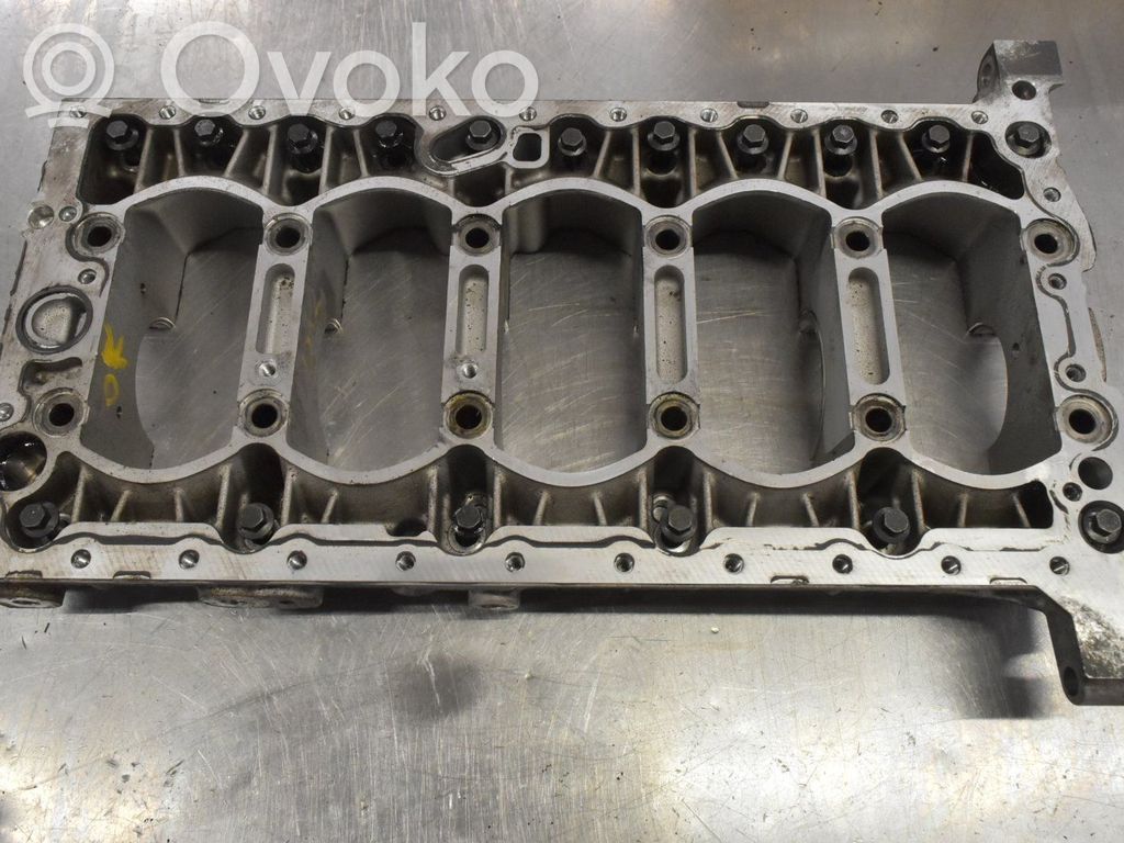 Engine block   080513