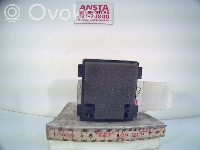 Toyota Avensis T220 Sonstige Relais 
