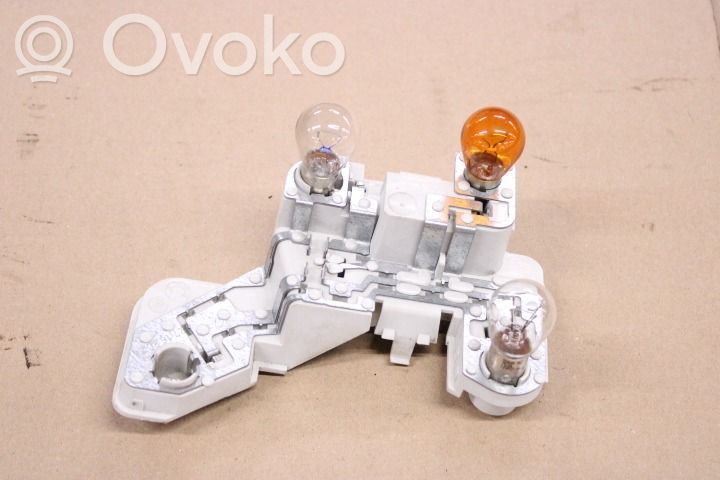 Volvo V50 Porte ampoule de feu arrière