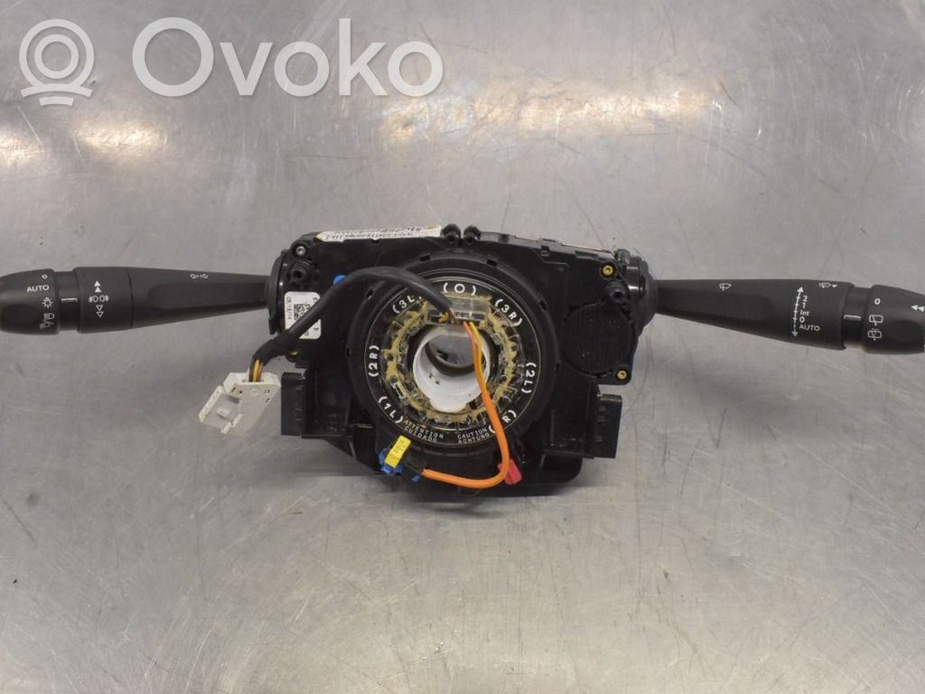 Peugeot 308 Interruptor/palanca de limpiador de luz de giro 