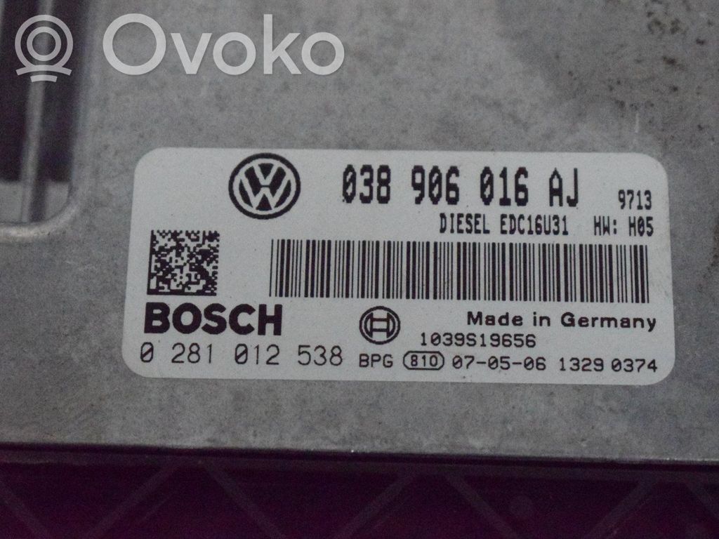 Volkswagen Transporter - Caravelle T5 Unidad de control/módulo de la inyección 