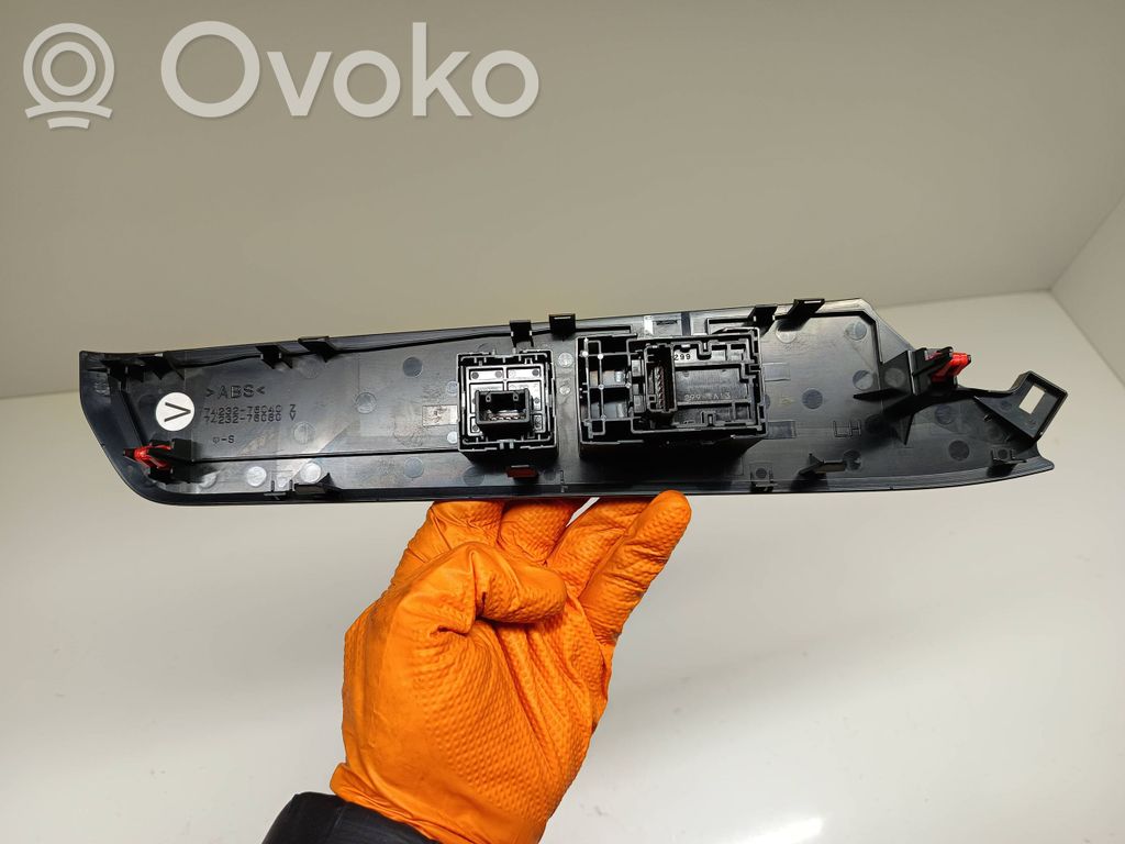 Lexus UX Electric window control switch 